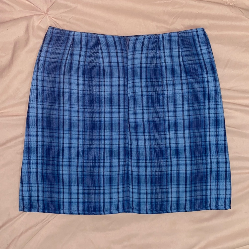 NWOT Plaid Skirt - Picture 3 of 3